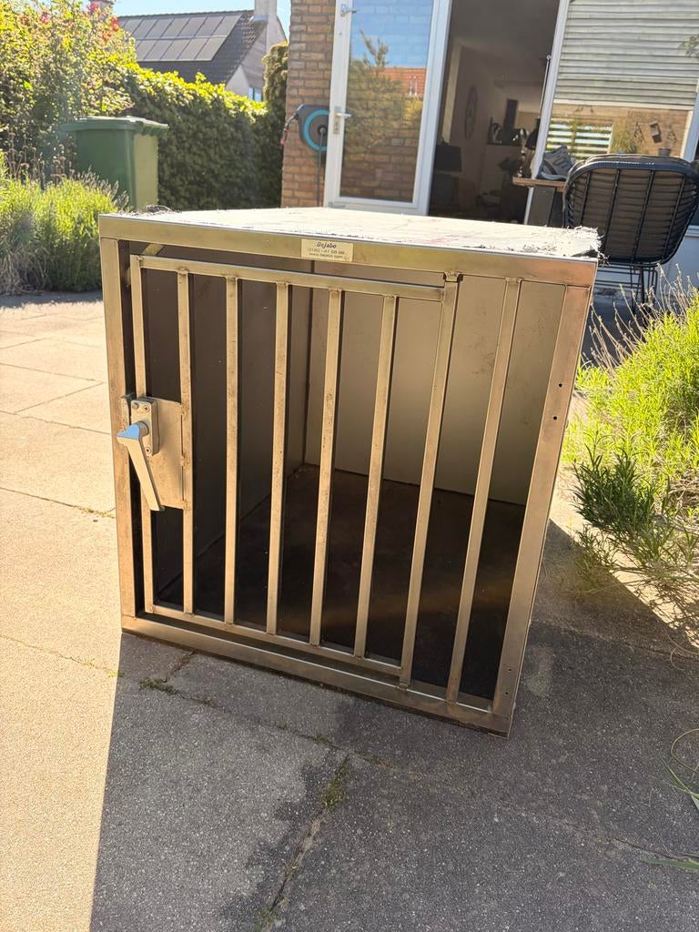 Hondenkennel bench, Dieren en Toebehoren, Ophalen, Gebruikt