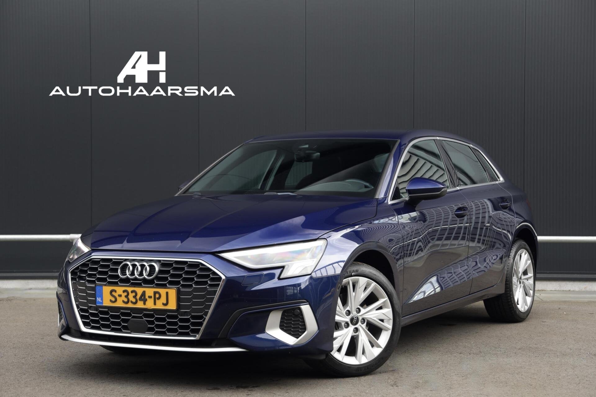 Audi A3 Sportback 30 TFSI 110pk Advanced edition Achteruitri, Auto's, Stof, Gebruikt, Blauw, Origineel Nederlands