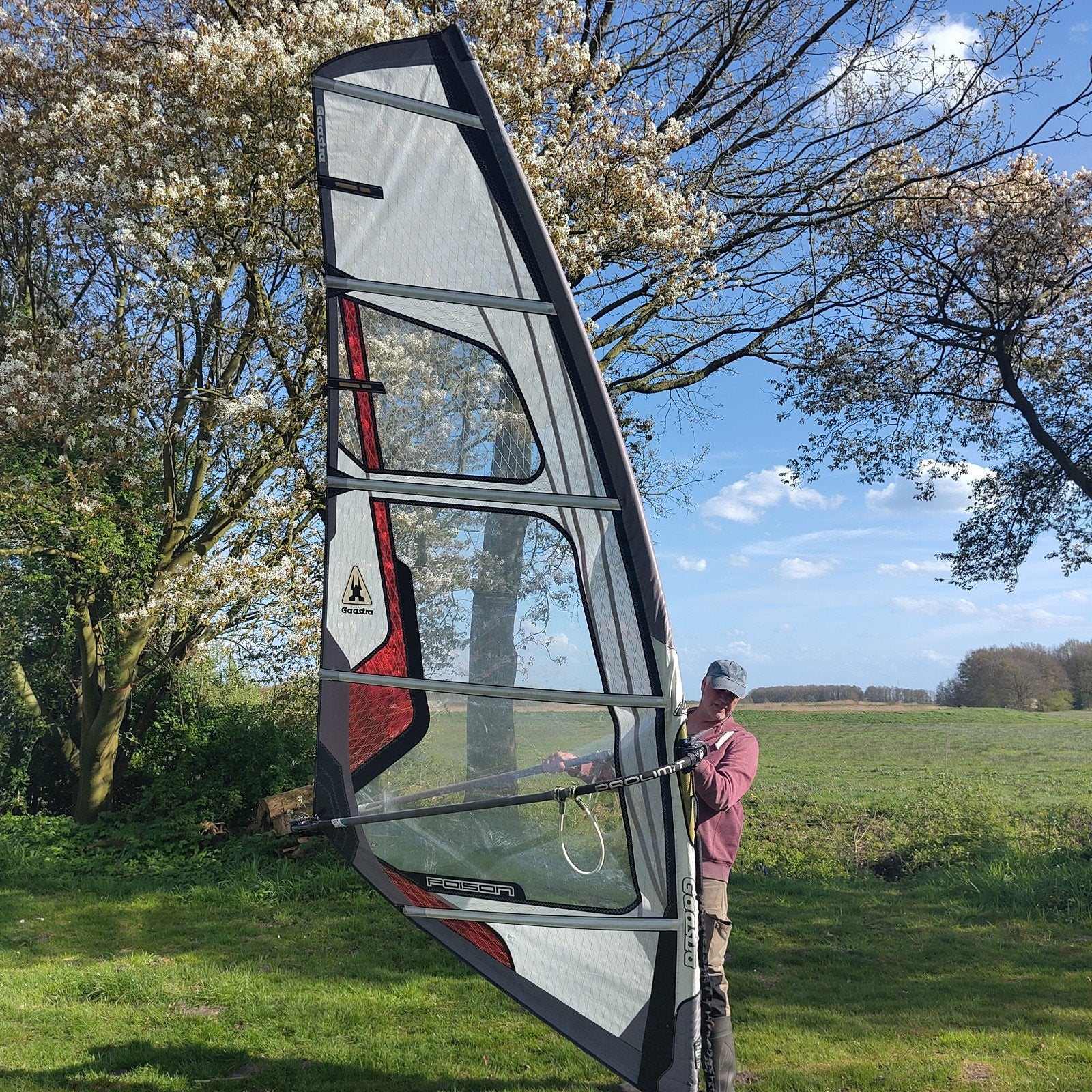 Gaastra zeil met bijbehorende mast, Watersport en Boten, Windsurfen, Ophalen, Gebruikt, Gaastra, 3.5 tot 5 m²