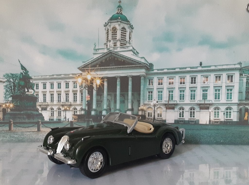 1:43 Jaguar XK120 Cabriolet 1948; Ertl #2850, Ophalen of Verzenden, Gebruikt, Auto, Overige merken