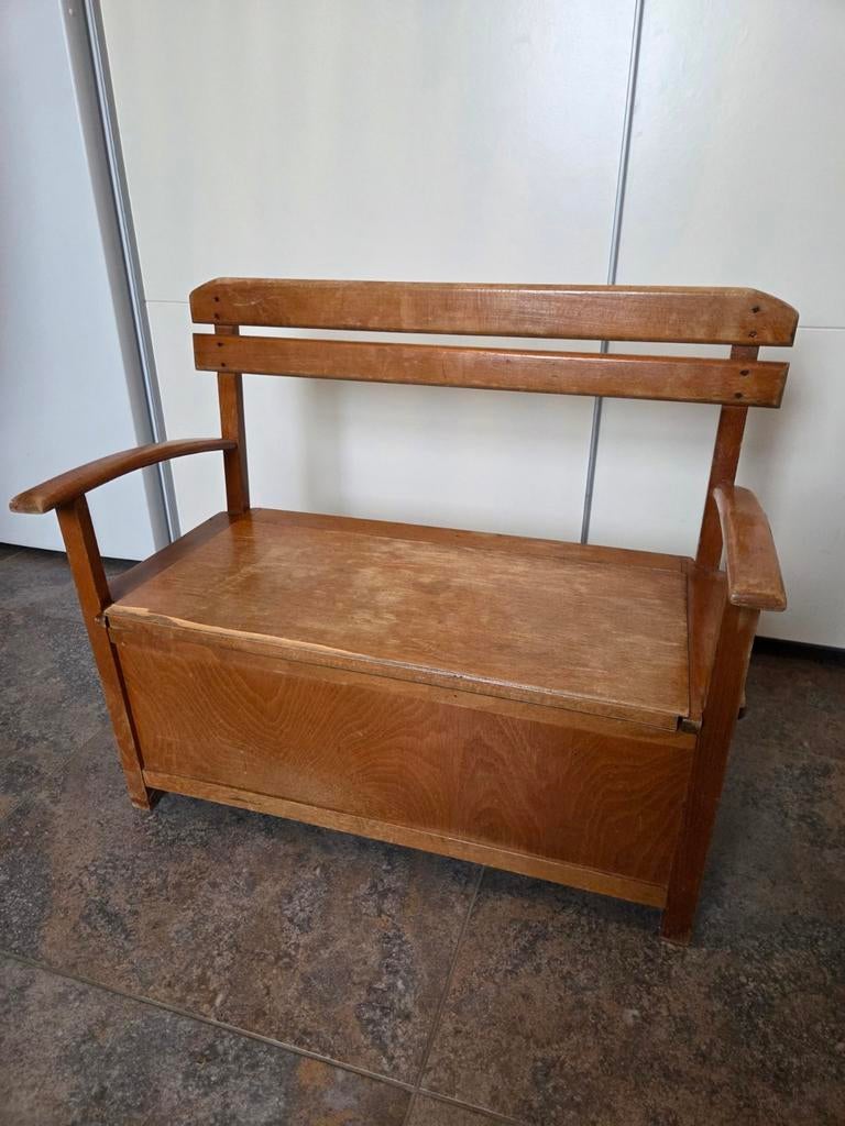 Vintage houten kinderbankje met opbergruimte, Ophalen