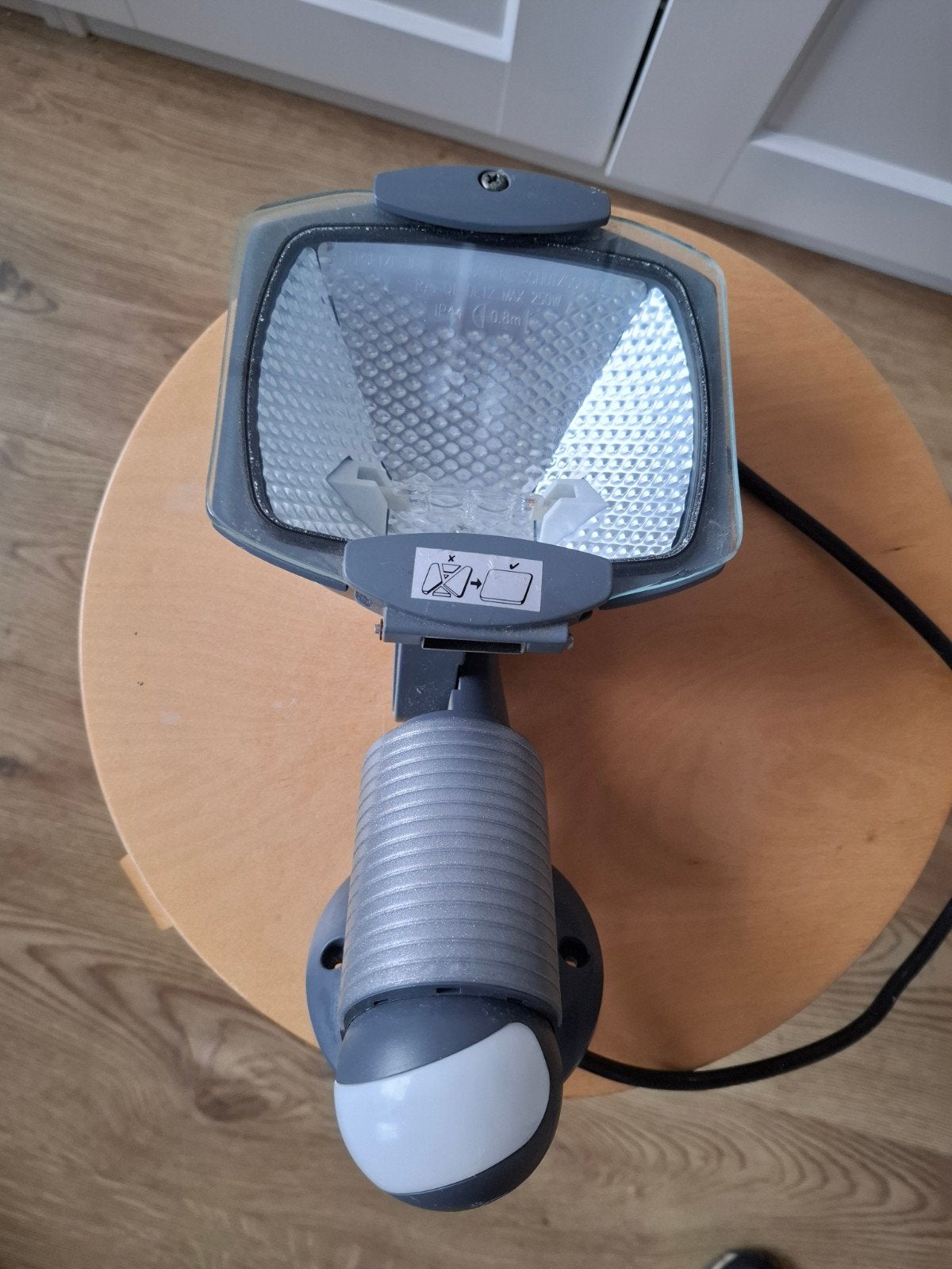 Buitenlamp met bewegingssensor - Popp, Tuin en Terras, Kunststof, Gebruikt, Minder dan 50 watt, Wandlamp