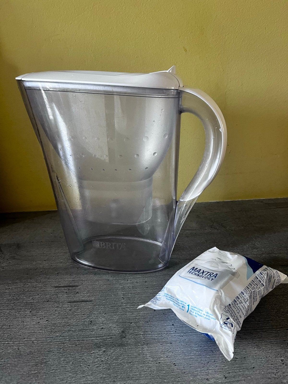BRITA waterfilterkan met MAXTRA filter, Witgoed en Apparatuur, Ophalen of Verzenden, Zo goed als nieuw