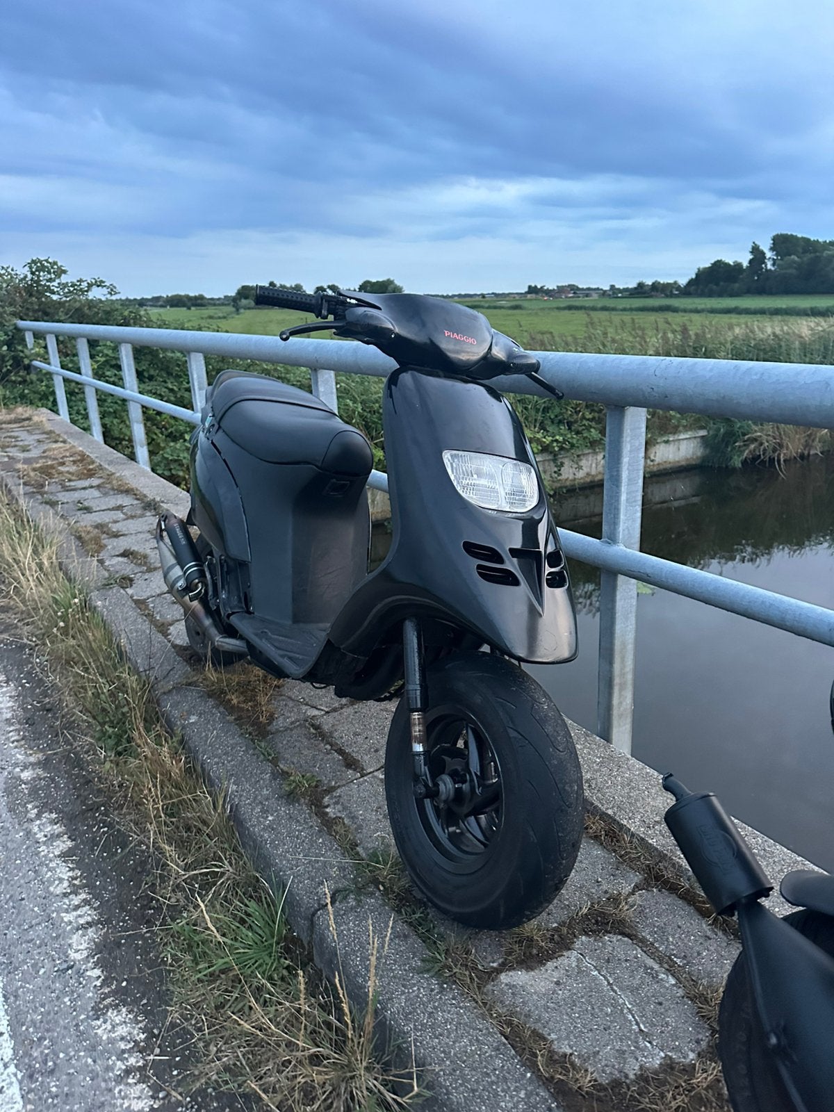 Piaggio typhoon 70cc, Ophalen, Zo goed als nieuw, Tweetakt, Overige modellen