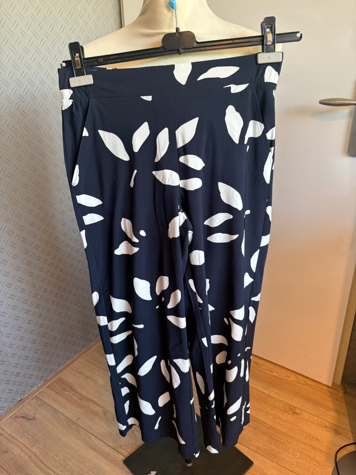 Studio anneloes travelstof broek s, Maat 38/40 (M), Blauw, Ophalen of Verzenden, Zo goed als nieuw