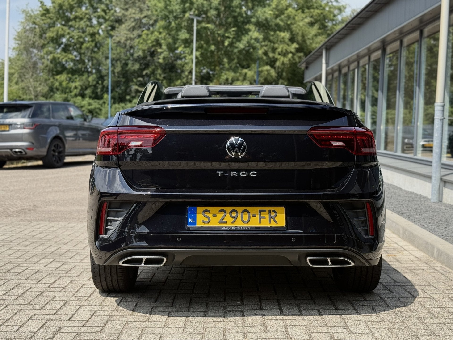 Volkswagen T-Roc Cabrio 1.5 TSI R-Line (bj 2023, automaat), Auto's, Zwart, Origineel Nederlands, 750 kg, Leder en Alcantara