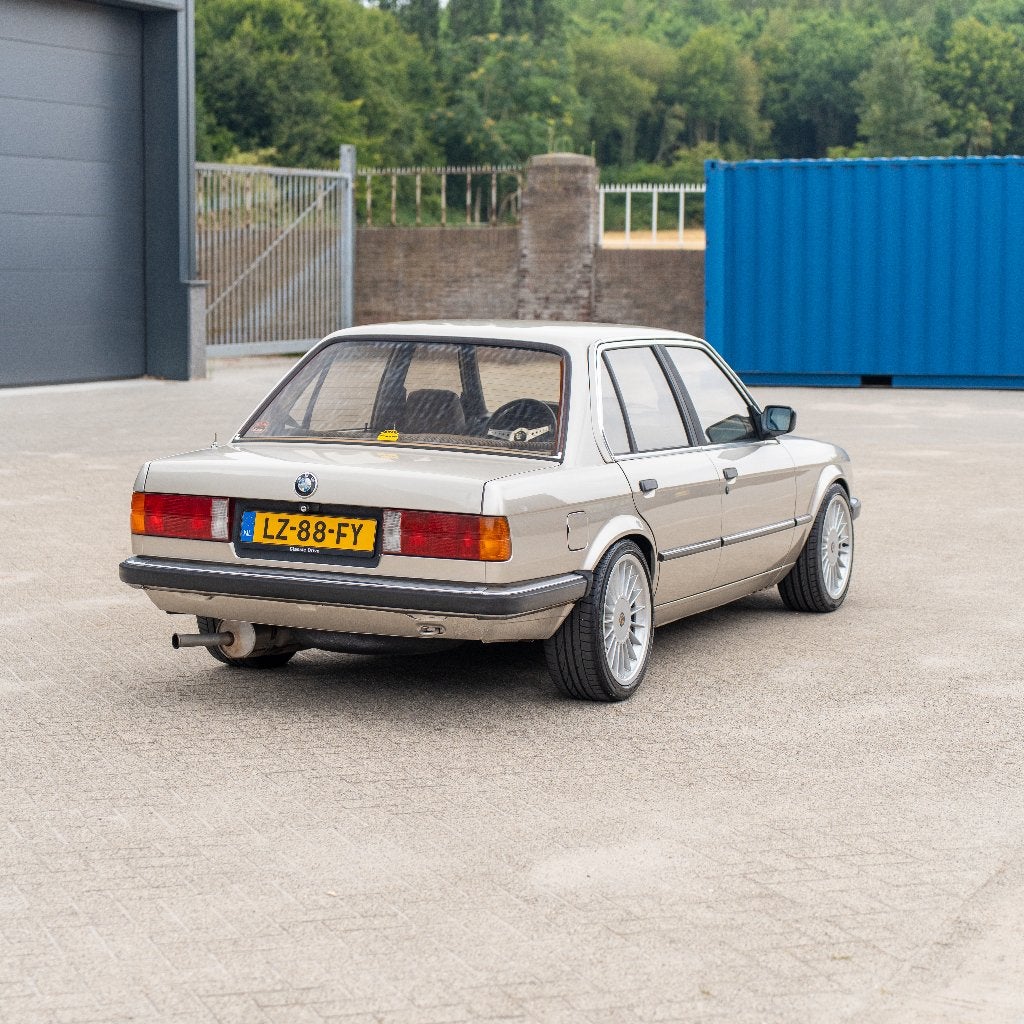 BMW E30 316 TOPSTAAT | Dubbele Carburateur | Bruin Glas, foto 2