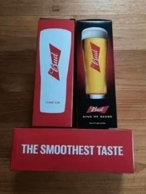 3 glazen Bud ( king of Beers) nieuw in de verpakking, Ophalen of Verzenden, Nieuw, Glas of Glazen, Overige merken