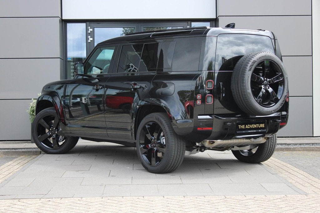 Land Rover Defender 110 P300e X-Dynamic HSE | Caraway | Head, Auto's, Land Rover, Automaat, Gebruikt, Euro 6, 4 cilinders