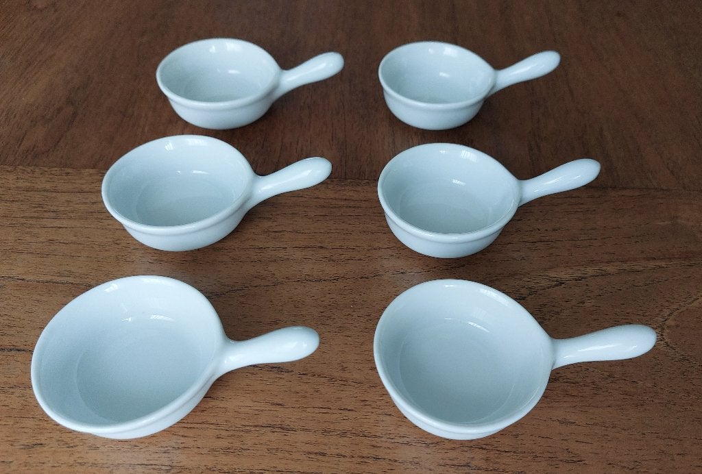 Witte Amuse / Tapas schaaltjes (6x). Rond. Afmeting Ø 6x2,4, Keramiek, Ophalen of Verzenden, Overige stijlen, Schaal of Schalen