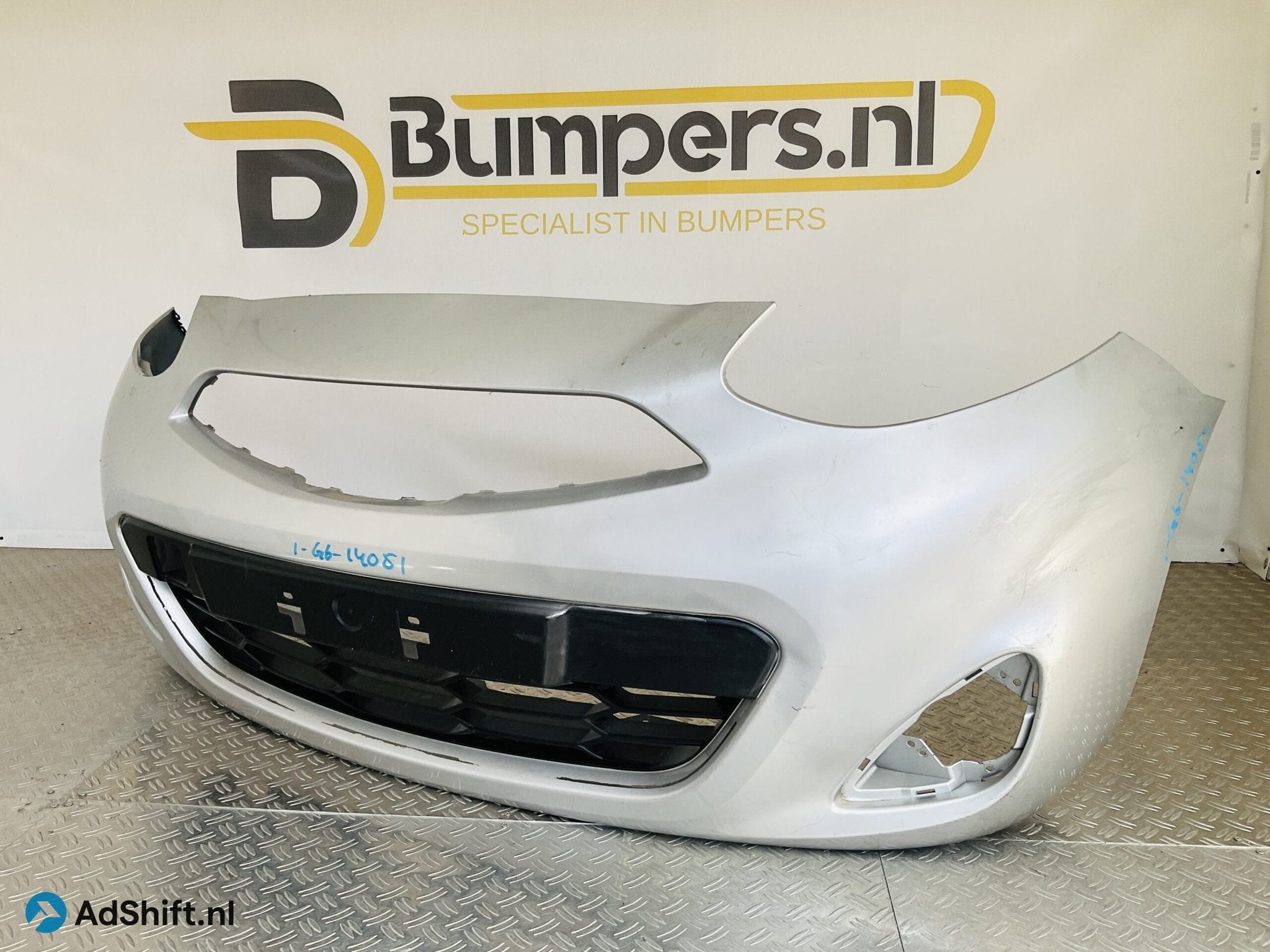 Bumper Nissan Micra K13 620223HN0A Voorbumper 1-G6-14051z, Bumper