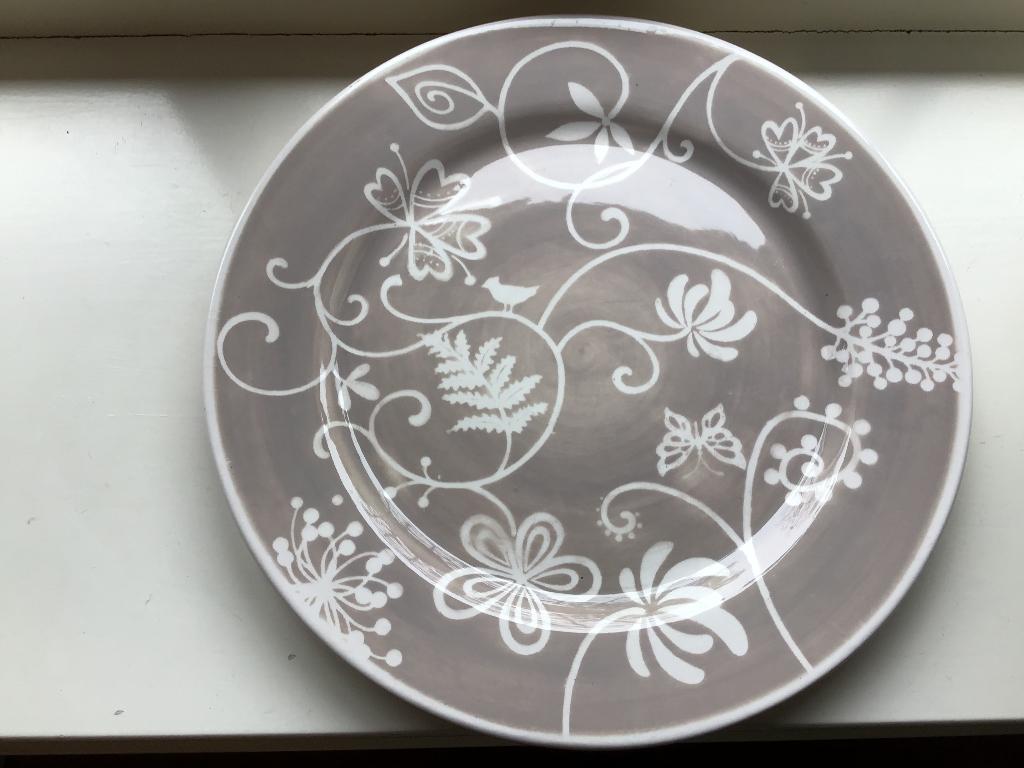 Decoratief bord van Riverdale, Ophalen, Rond, Steen of Aardewerk