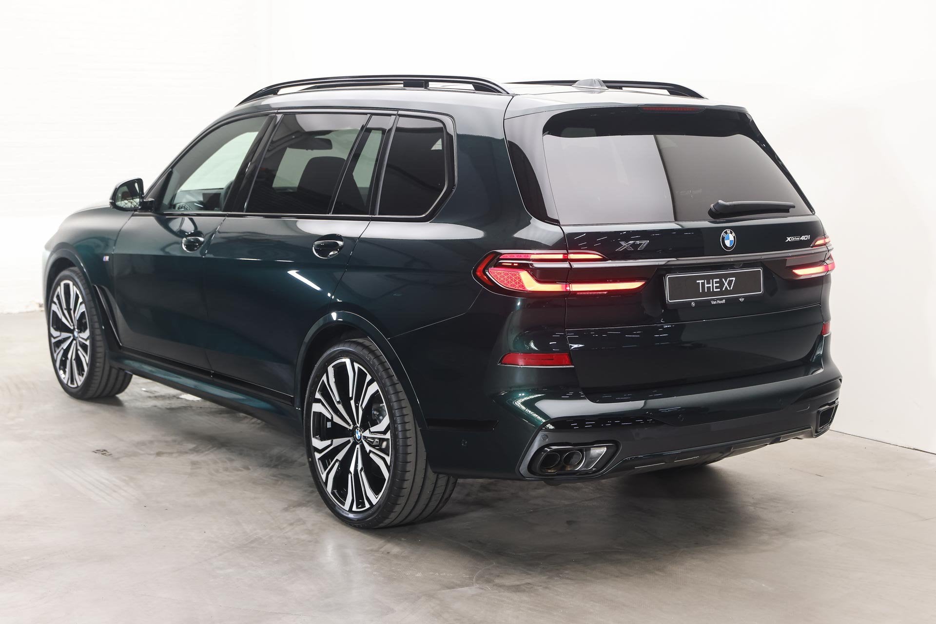 BMW X7 xDrive40i M Sport Automaat / Panoramadak Sky Lounge /, Automaat, Dealer onderhouden, 7 stoelen, 2998 cc
