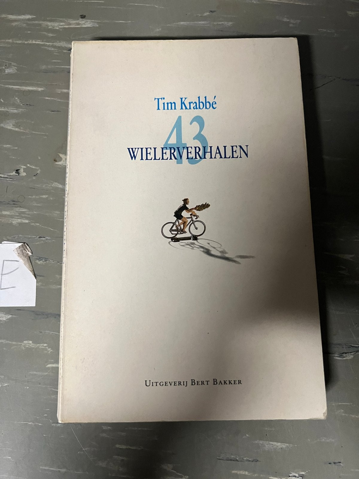 Tim Krabbé - 43 Wielerverhalen, Ophalen of Verzenden, Gelezen, Lopen en Fietsen