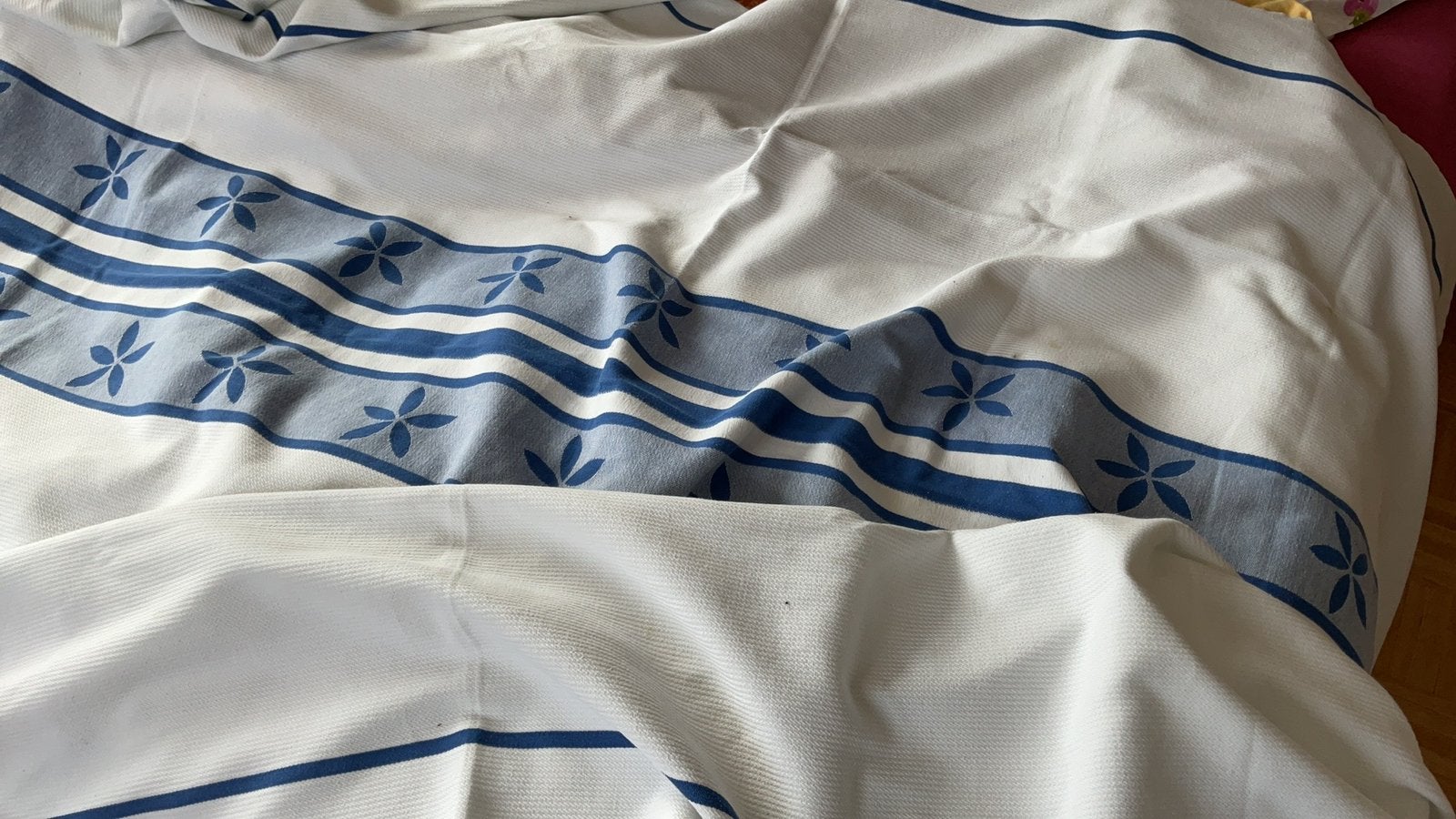 Tafelkleed blauw / wit, Ophalen of Verzenden, Zo goed als nieuw, Blauw, Tafelkleed of Tafelzeil