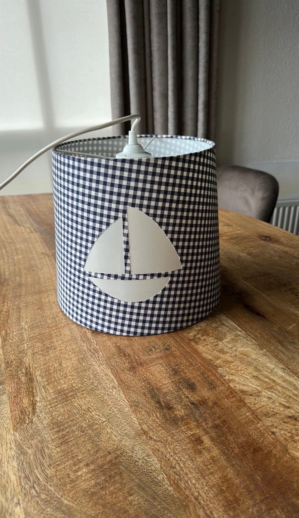 Geruite lampen kap met figuur aan twee kanten., Huis en Inrichting, Ophalen of Verzenden, Zo goed als nieuw, Blauw