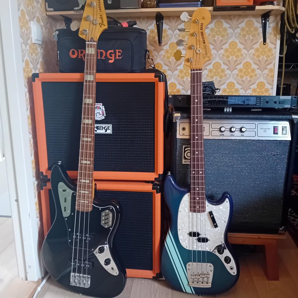 Fender Mustang bass Competition & Fender Jaguar bass Japan, Ophalen, Zo goed als nieuw, Elektrisch