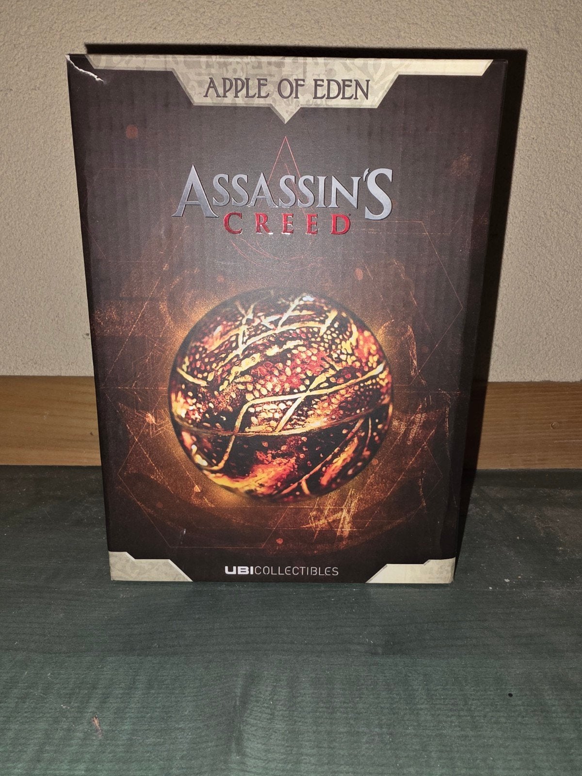Assassin's Creed Apple of Eden Replica UbiCollectibles, Ophalen, Zo goed als nieuw