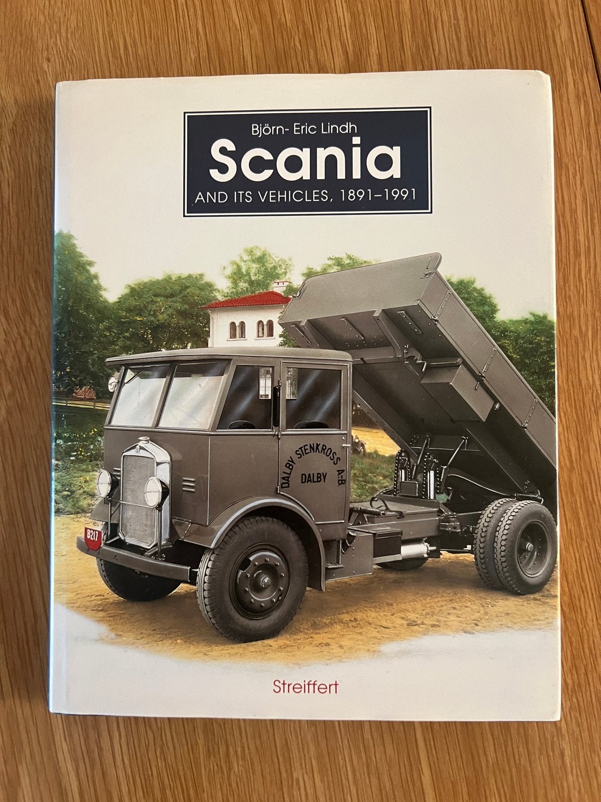 Scania en zijn voertuigen, 1891-1991 - Björn-Eric Lindh, Ophalen, Zo goed als nieuw, Overige merken