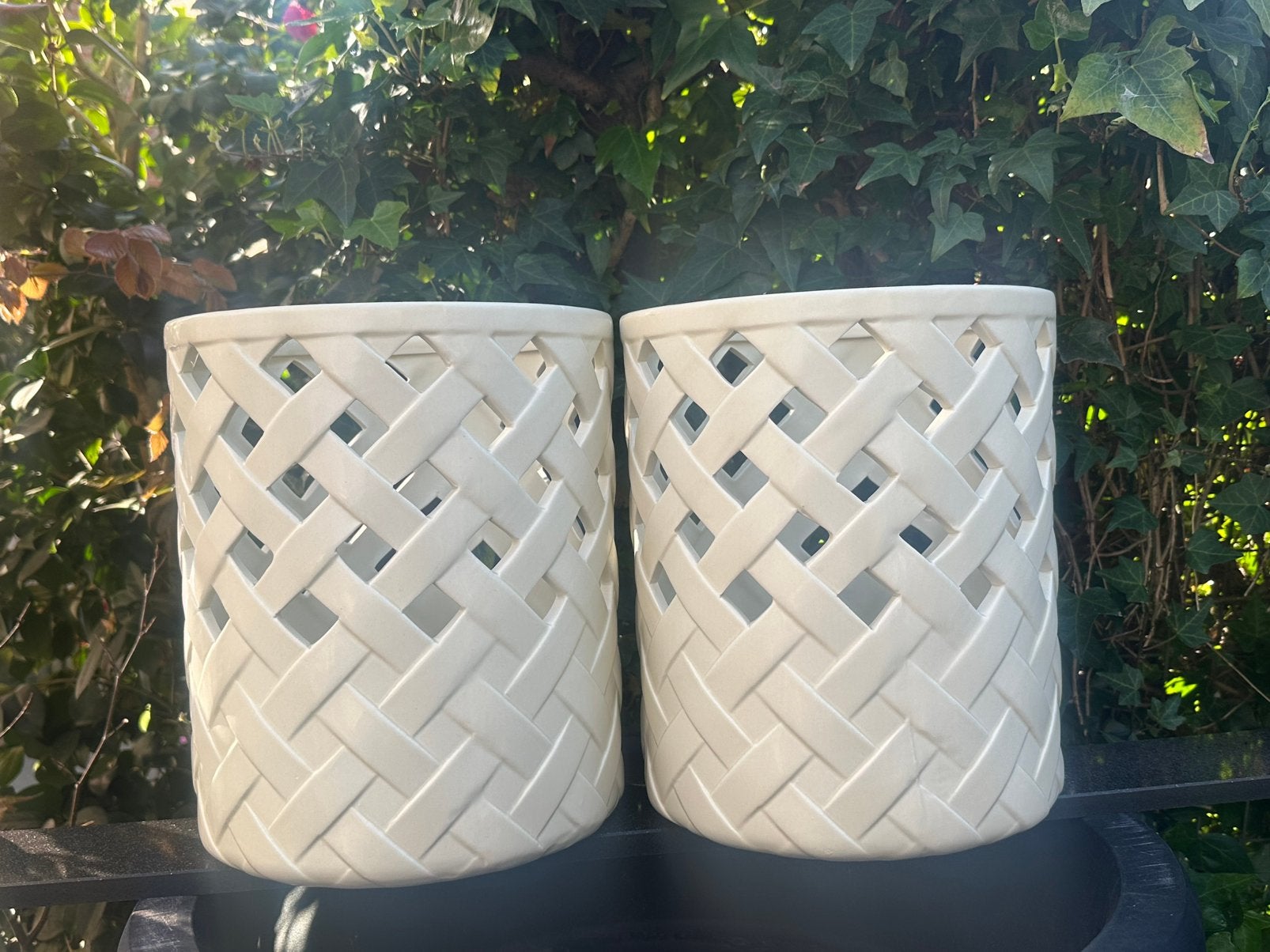 Rivièra Maison twee grote crème windlichten nieuw, Huis en Inrichting, Woonaccessoires | Kandelaars en Kaarsen, Ophalen, 25 tot 50 cm