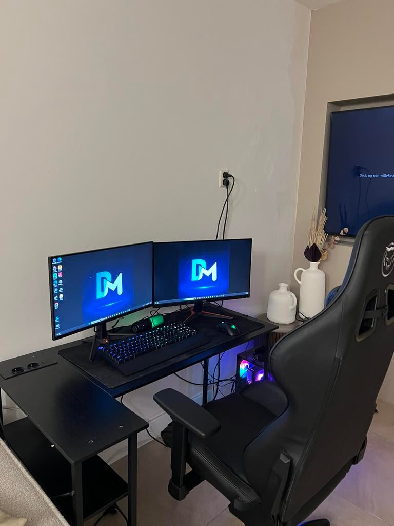 Nette gaming setup check de beschrijving voor meer info, Gebruikt, Overige genres, 1 speler, Ophalen of Verzenden