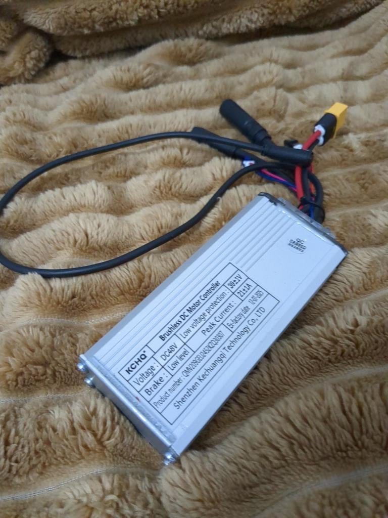 V20 pro controller rode motor cable (opvoerbaar), Ophalen of Verzenden, Nieuw