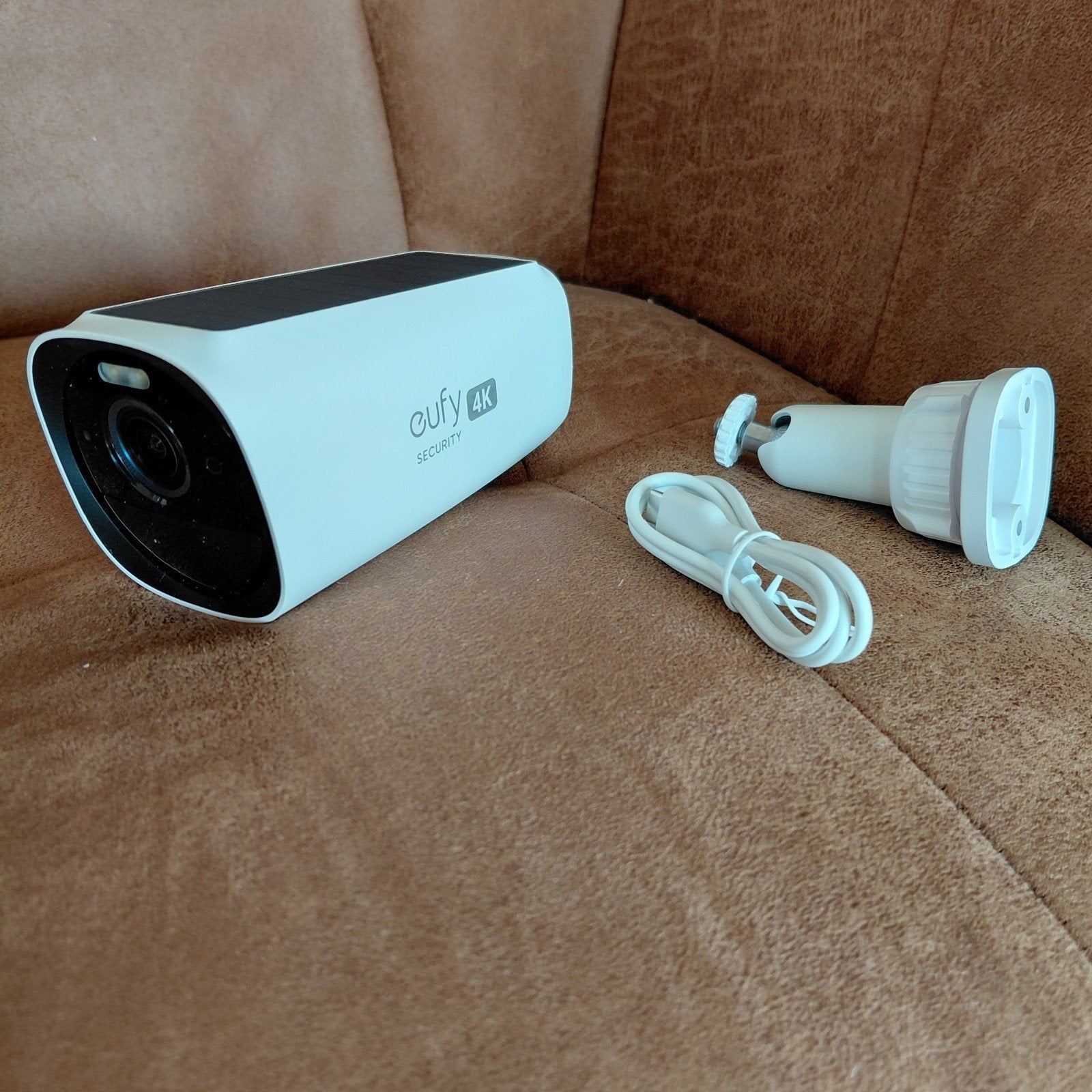Eufy Security 4K Buitencamera met Zonnepaneel, Ophalen of Verzenden, Nieuw, Buitencamera