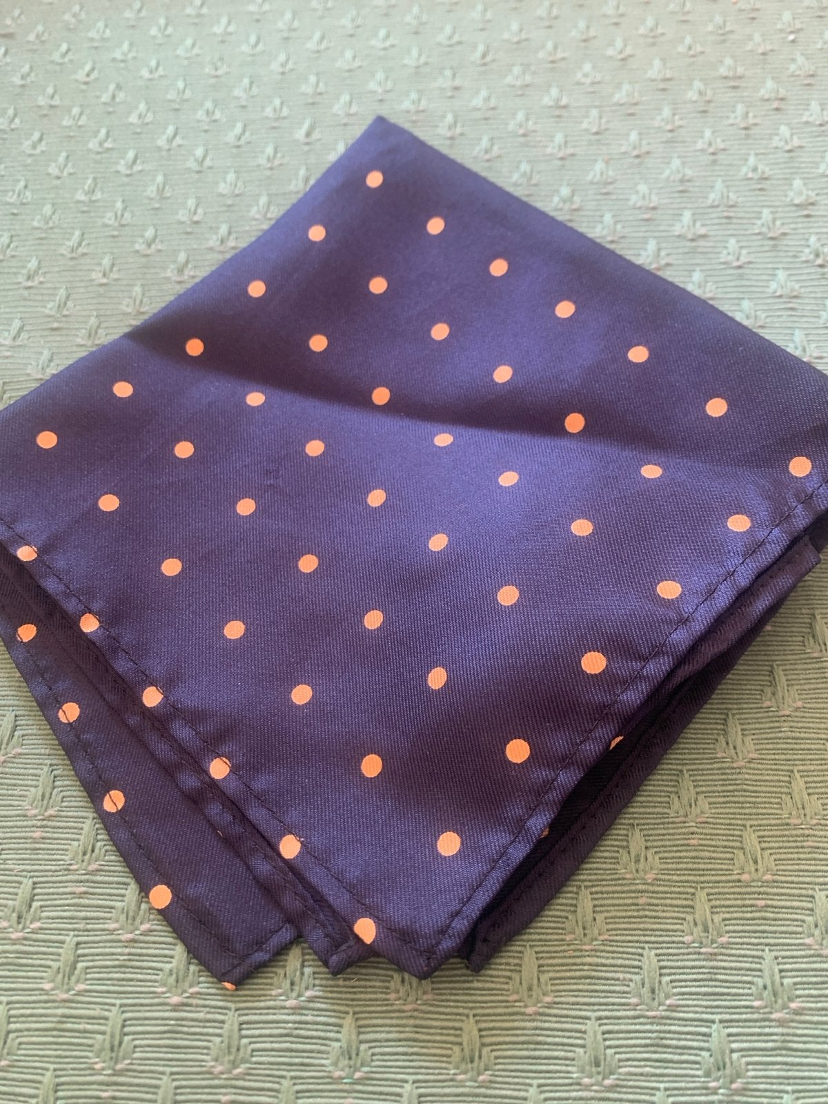 Zijden pochet met stippen, zo goed als nieuw, 26cm, Kleding | Heren, Ophalen of Verzenden, Zo goed als nieuw