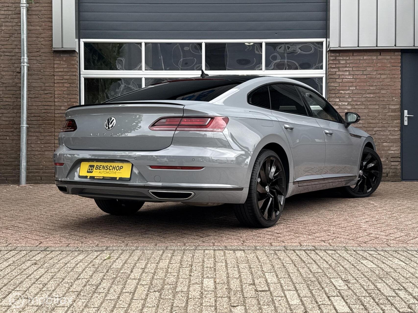 Volkswagen Arteon 2.0 TSI R-Line Virtual Massage Leer Carpla, Auto's, Volkswagen, Arteon, Zwart, 1984 cc, Leder