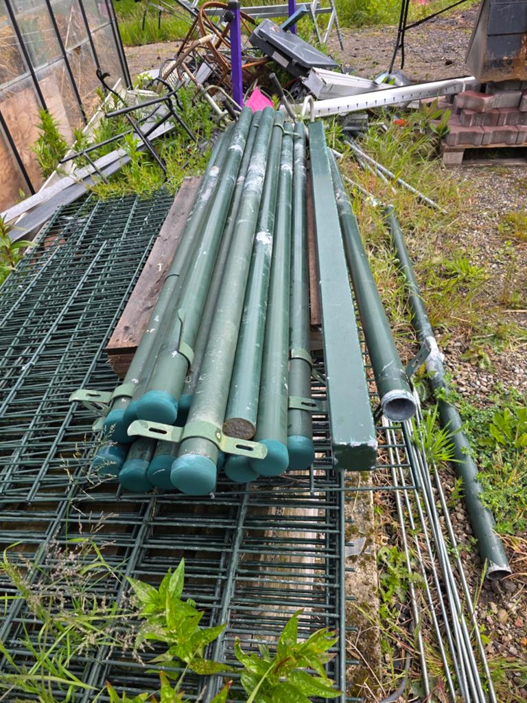 Hekwerk dubbelstaaf plus sierhekwerk, Tuin en Terras, Ophalen, Met poort, Dubbelstaafmat hekwerk, Zo goed als nieuw