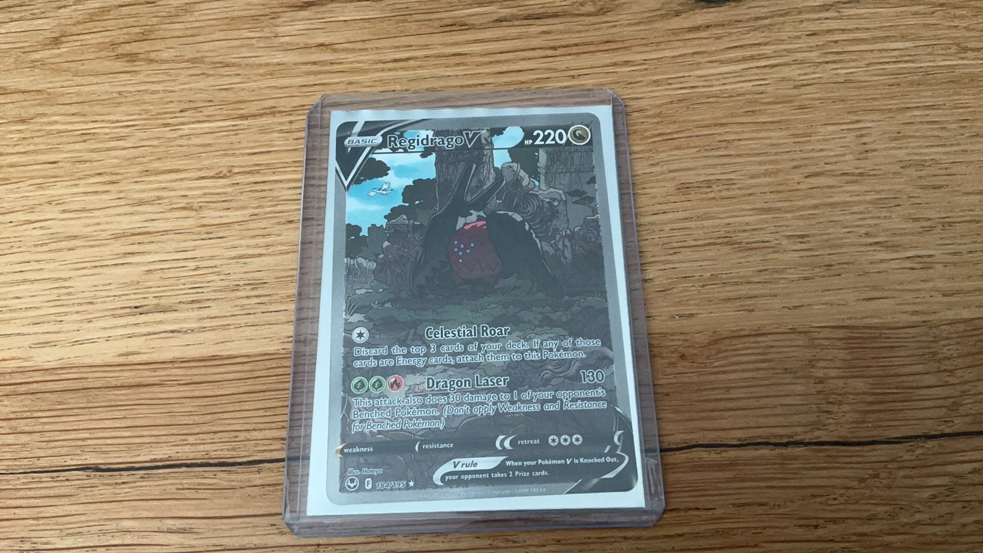 Pokemon Regidrago V 184/195 Silver tempest Alt art, Verzenden, Zo goed als nieuw, Losse kaart