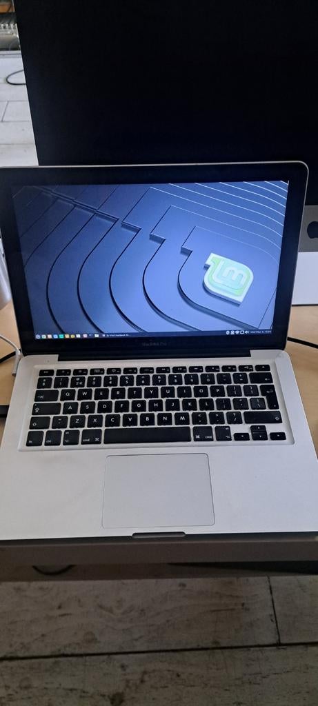 MacBook Pro 13 inch i7  16Gb RAM 256Gb SSD met Linux Mint, Computers en Software, Apple Macbooks, Gebruikt, MacBook Pro, 13 inch