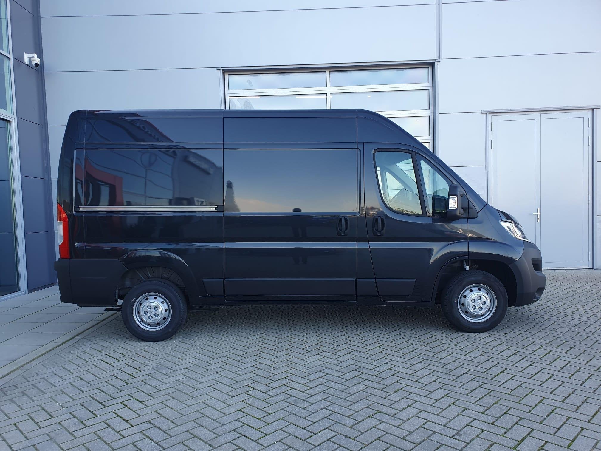 Citroen Jumper 2.2 BlueHDi 120 L2H2 3.3t Ideaal voor Camper, 12 maanden, Stof, Gebruikt, 4 cilinders