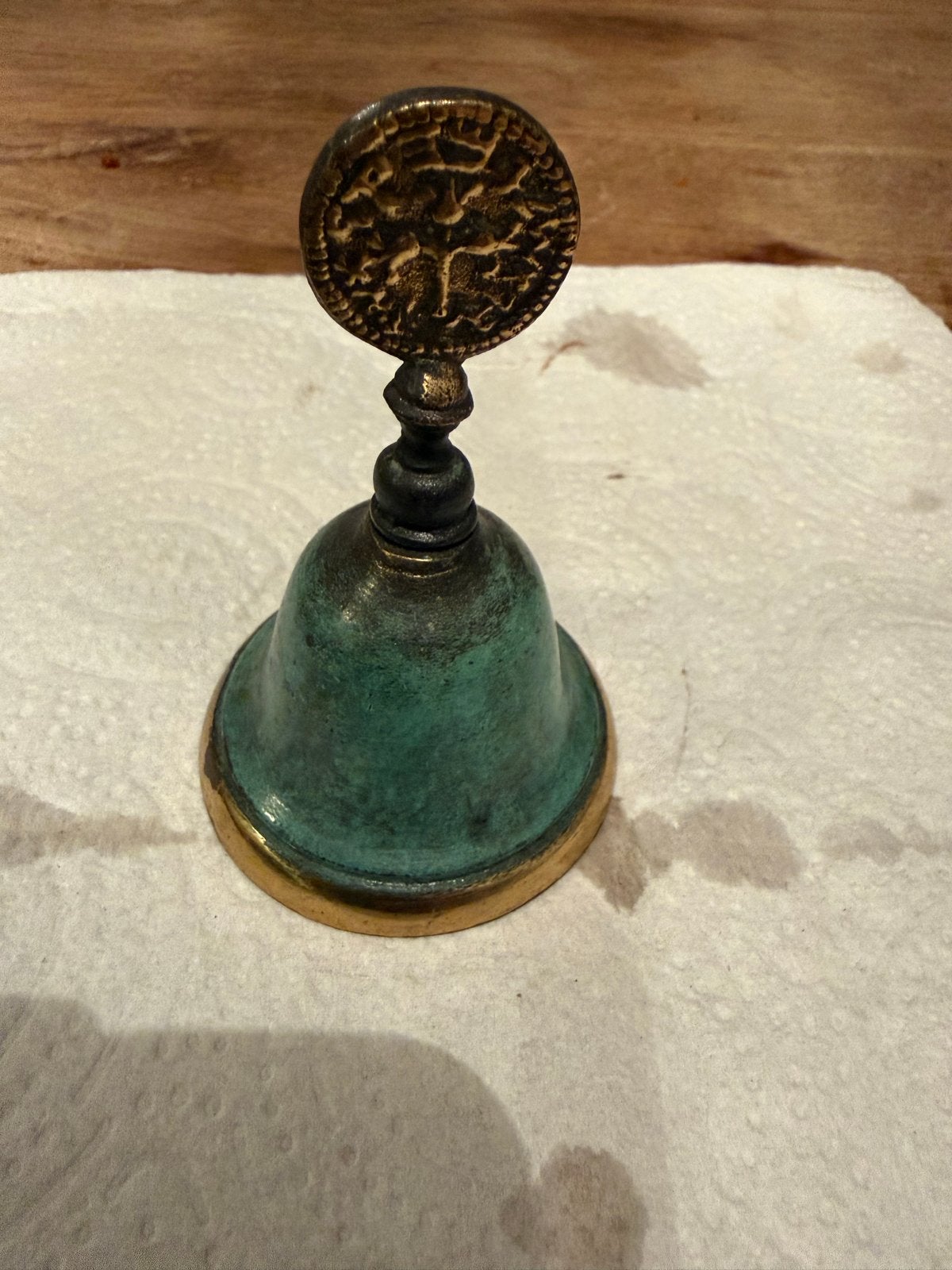 Antieke bronzen bel met unieke decoratie, Ophalen of Verzenden