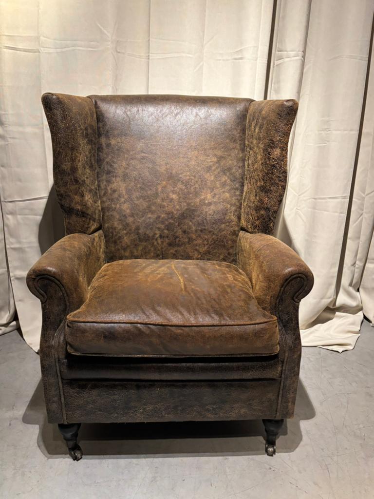 Runderleren Oorfauteuil Merk Rofra Geschuurd leer, Huis en Inrichting, Fauteuils, Gebruikt, Rofra, Stoer industrieel, Leer