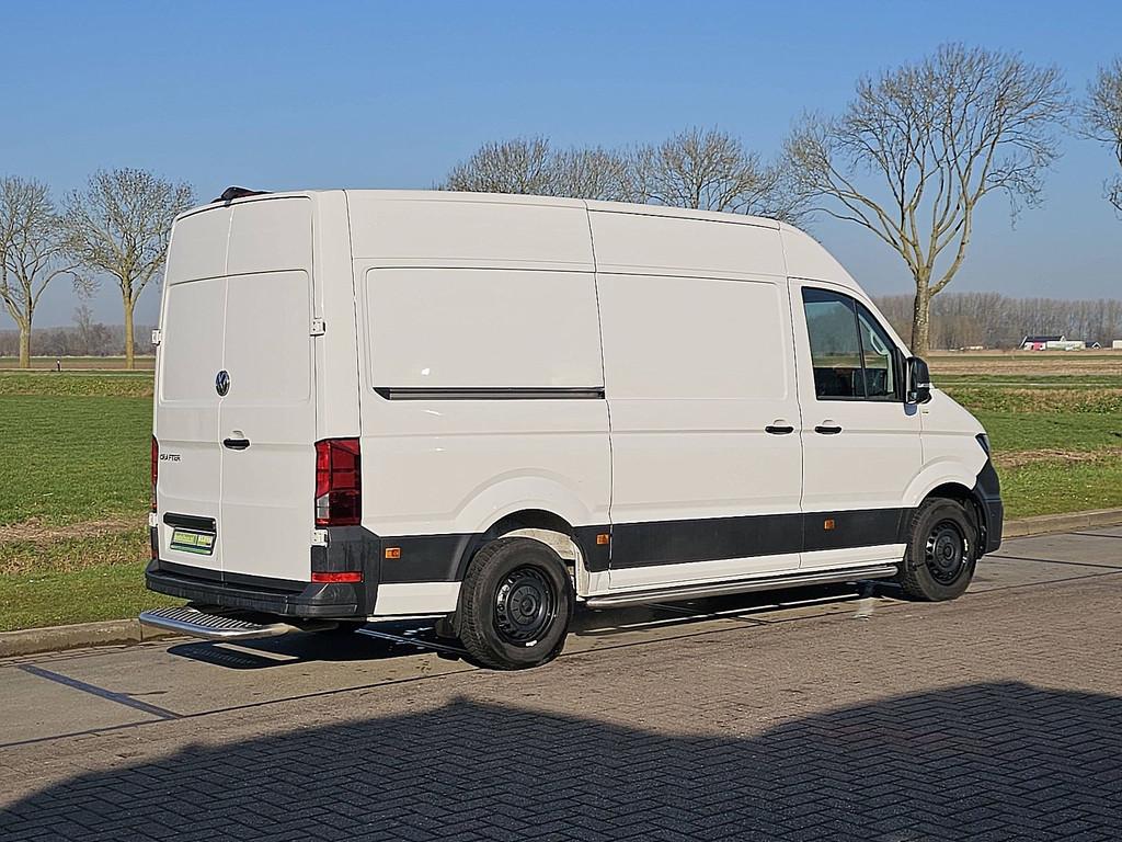 VOLKSWAGEN CRAFTER 2.0 l3h3 airco carplay, Auto's, Voorwielaandrijving, Gebruikt, Euro 6, 4 cilinders