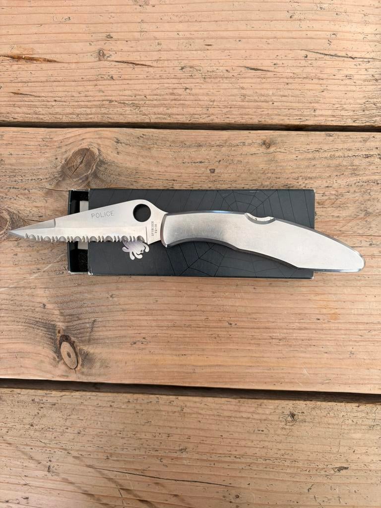 Spyderco Police Zakmes - Zeldzaam en Scherpe Staat, Ophalen of Verzenden, Overige soorten, Amerika, Mes of Dolk
