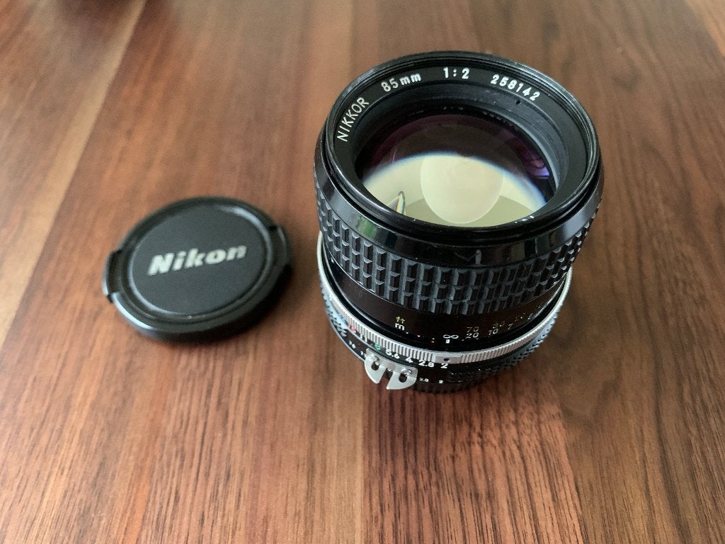Nikon 85mm f2 AI lens (Nikon F mount), Audio, Tv en Foto, 85 mm, Nikon, Zo goed als nieuw, Nikon F-mount