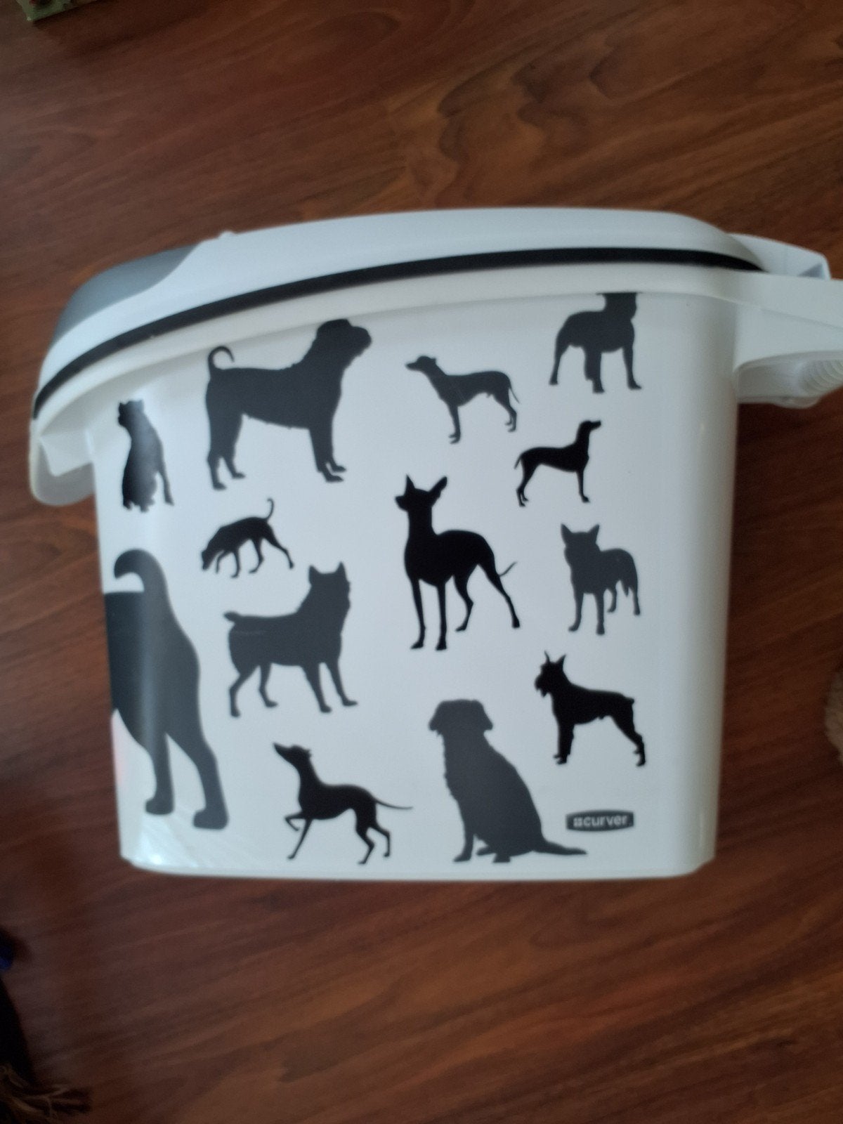 Curver, bewaren dierenvoeding, Ophalen