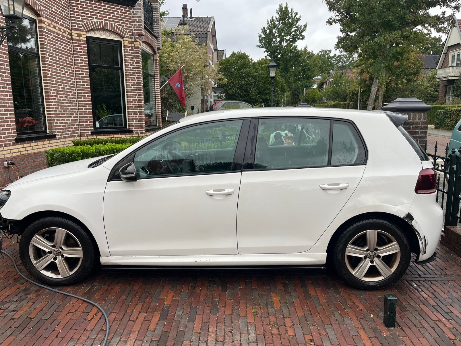 Schade auto Volkswagen golf 6, Auto's, Stof, Zwart, 4 cilinders, Wit
