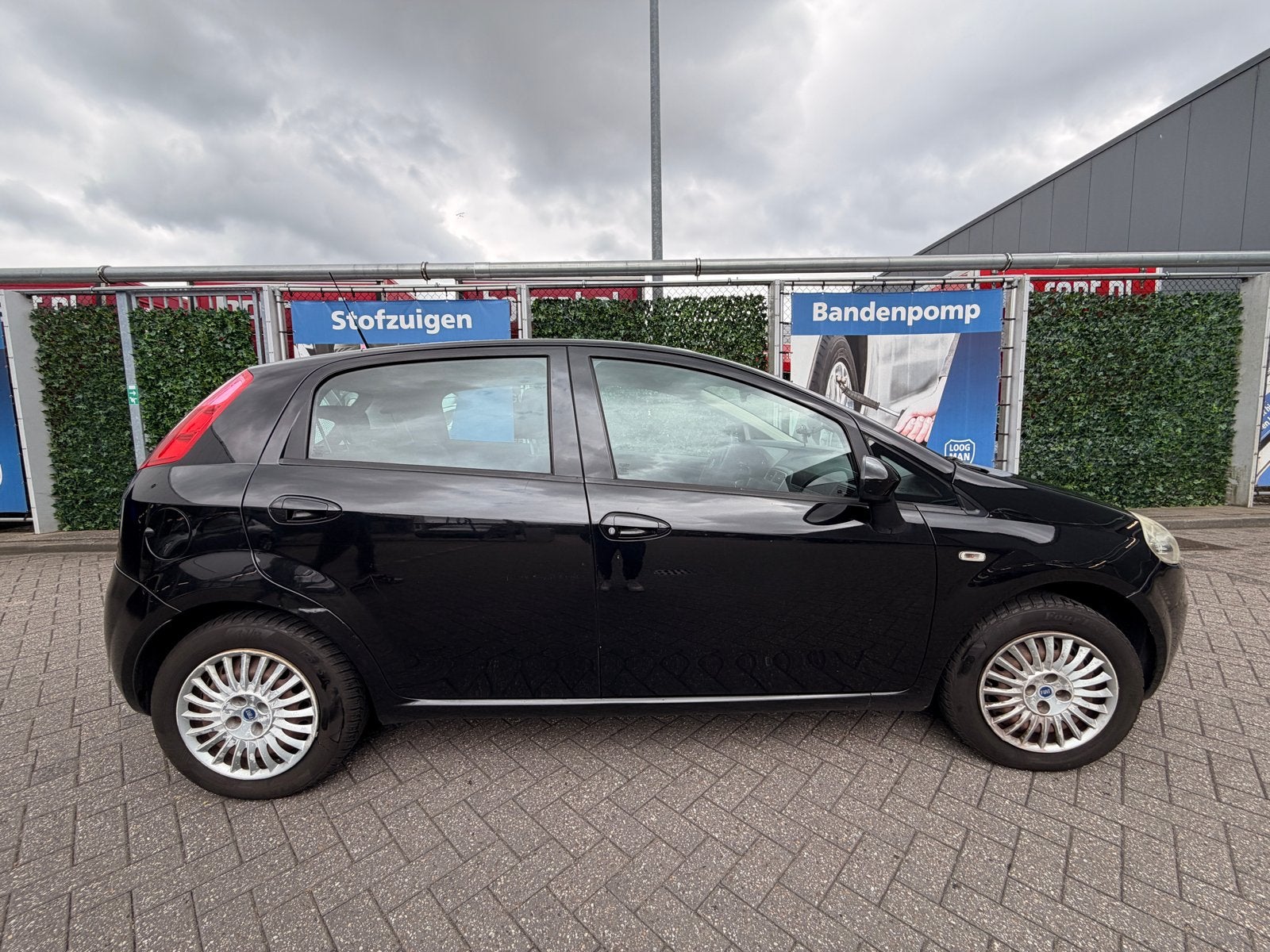 Fiat 2009 Zwart, Auto's, 40 €/maand, 400 kg, Zwart, Particulier