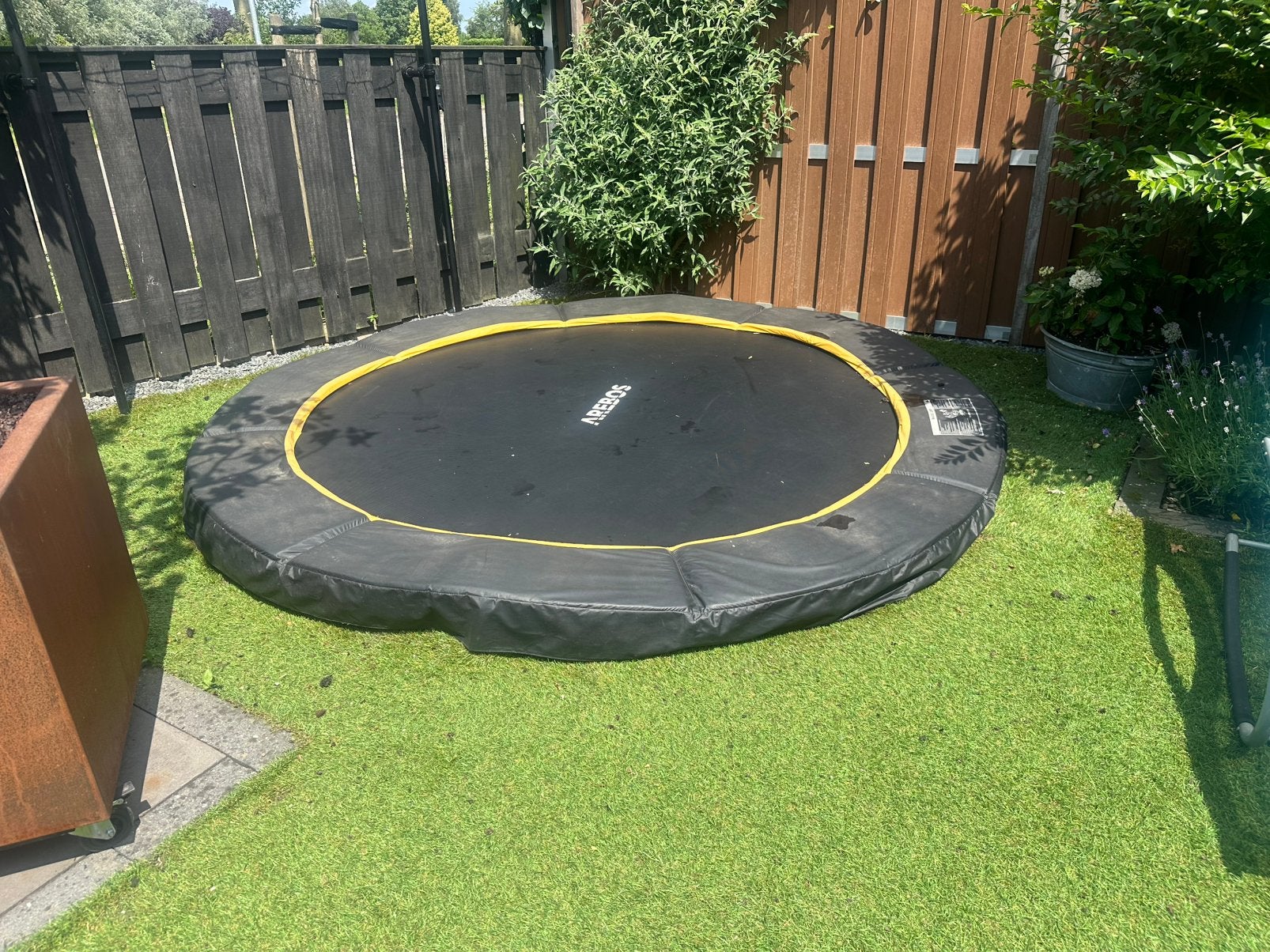 Te koop zgan trampoline, Ophalen of Verzenden, Zo goed als nieuw