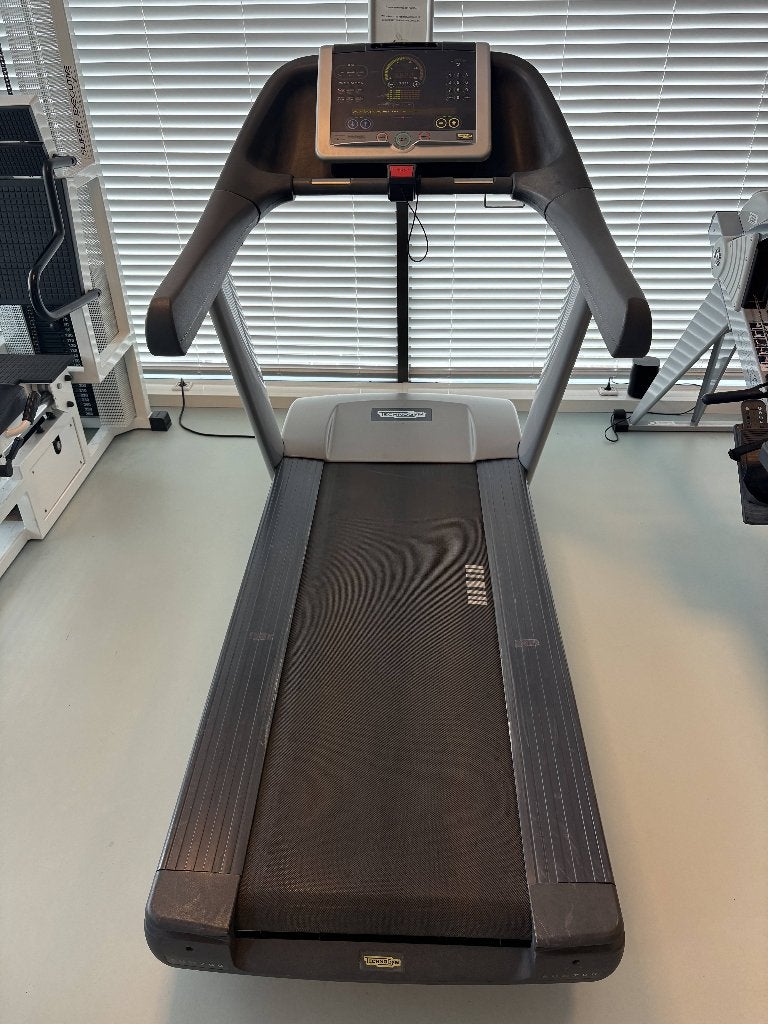 Technogym Run Excite 700, Ophalen, Gebruikt, Metaal, Loopband