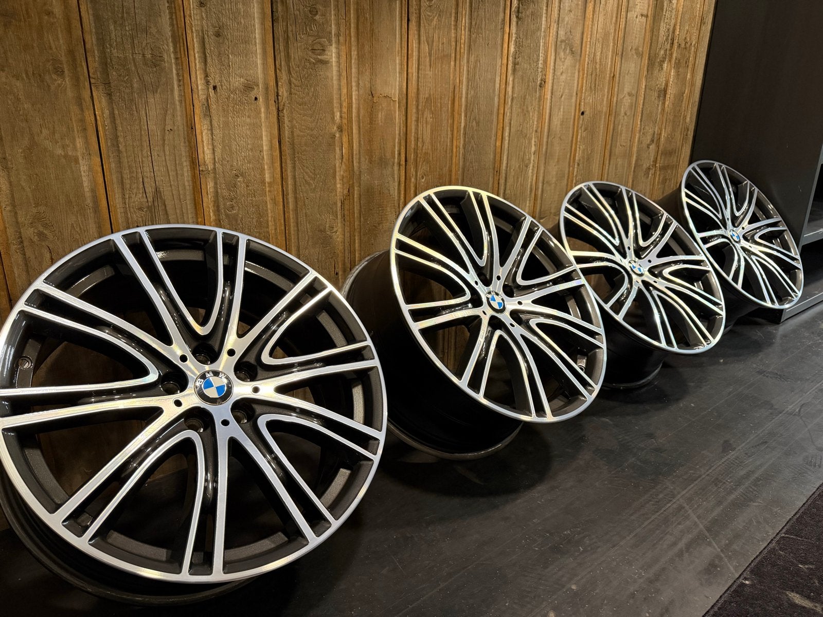 Bmw 759i individual 20 inch velgen OEM/nieuwe banden/TMPS, Auto-onderdelen, Gebruikt, Velg(en), 275 mm, Ophalen of Verzenden
