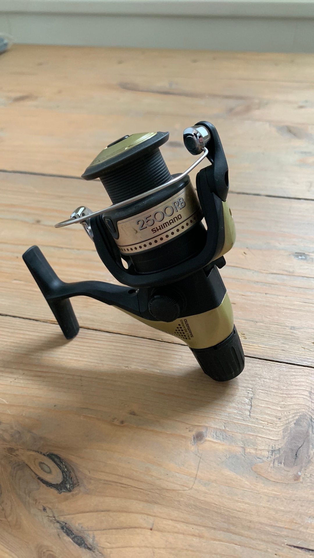 Shimano 2500 RB vismolen, Watersport en Boten, Hengelsport | Algemeen, Ophalen, Gebruikt, Molen