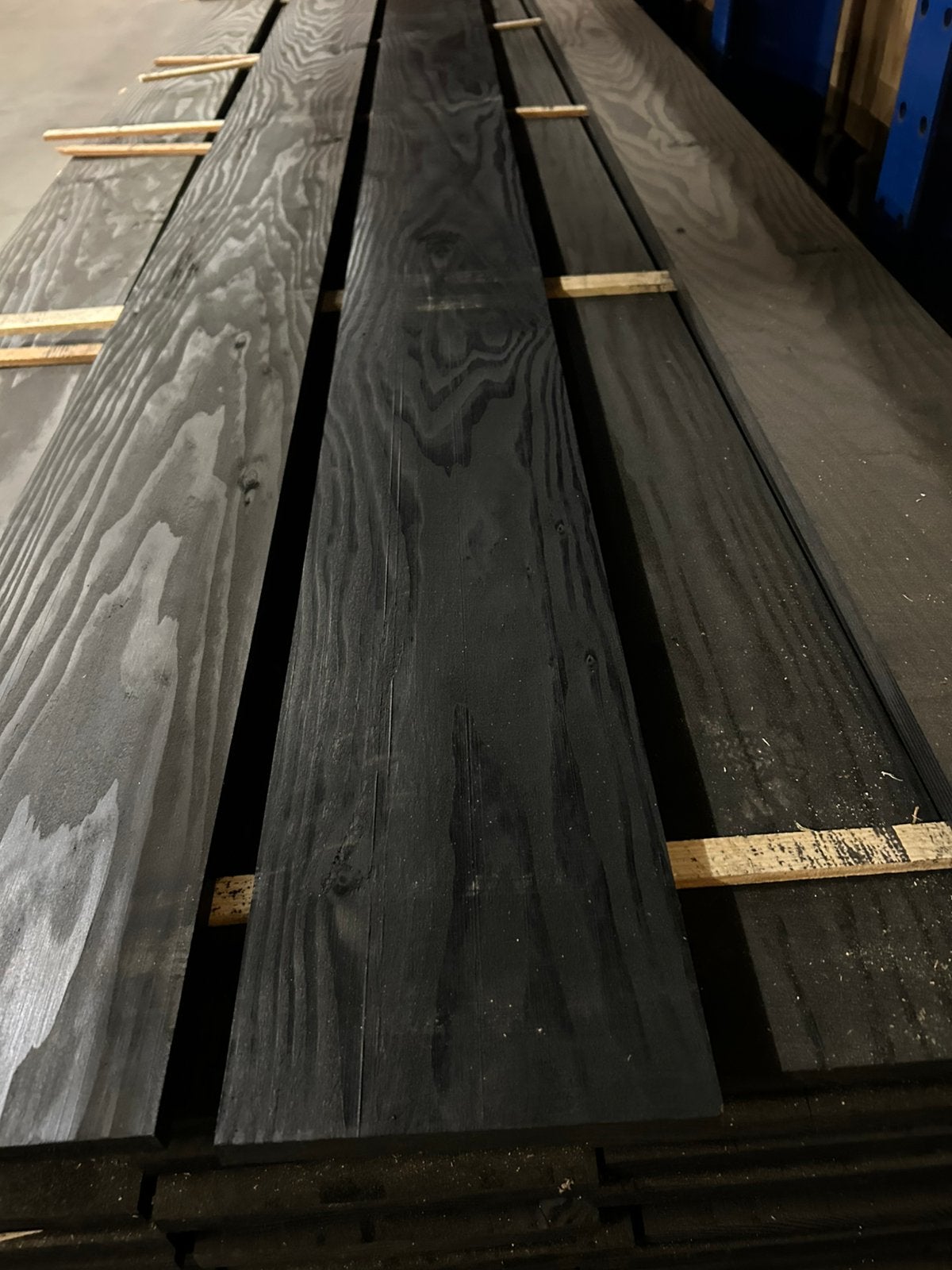 Douglas planken 18x190mm geschaafd 2x zwart behandeld, Tuin en Terras, Palen, Balken en Planken, Ophalen, Nieuw, 250 cm of meer