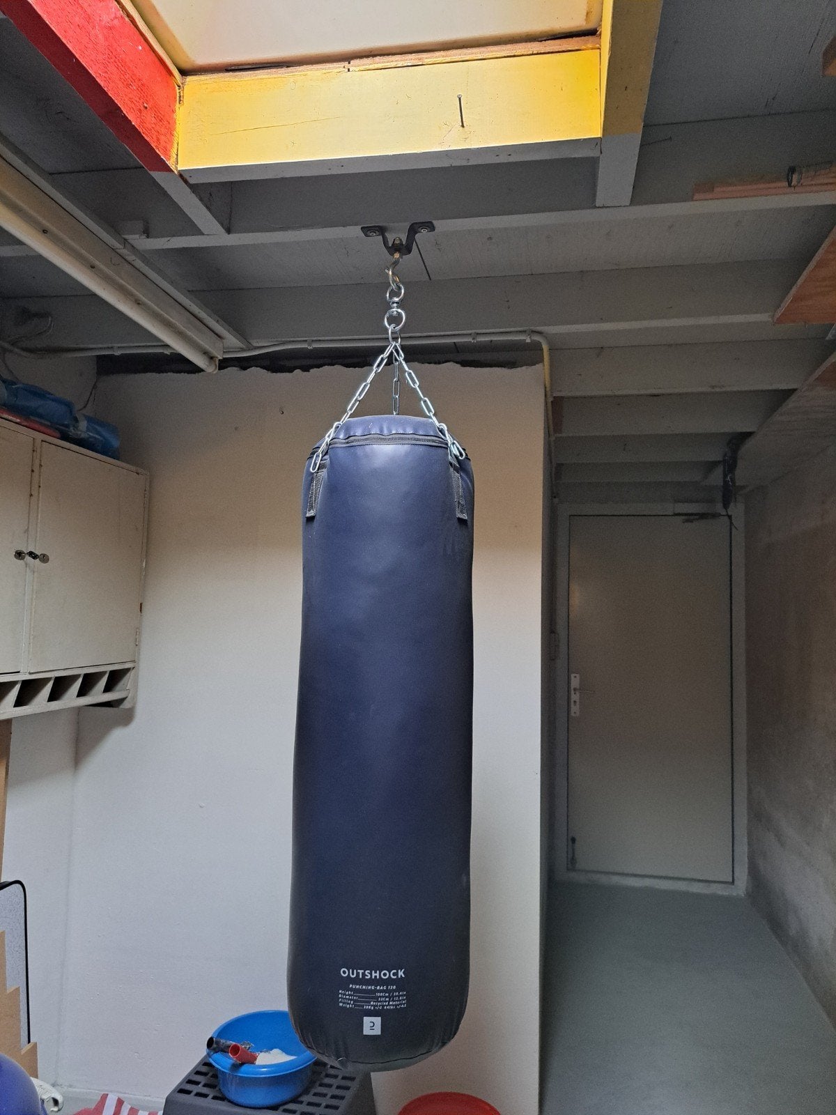 Outshock Bokszak 120 cm, Sport en Fitness, Boksen, Ophalen, Zo goed als nieuw, Bokszak