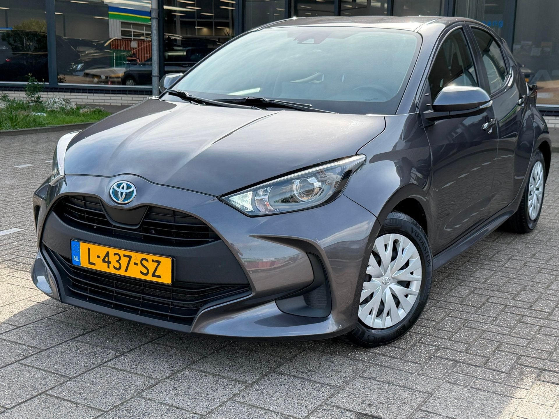 Toyota Yaris 1.5 Hybrid Active, Gebruikt, 49 €/maand, Bedrijf, Hybride Elektrisch/Benzine