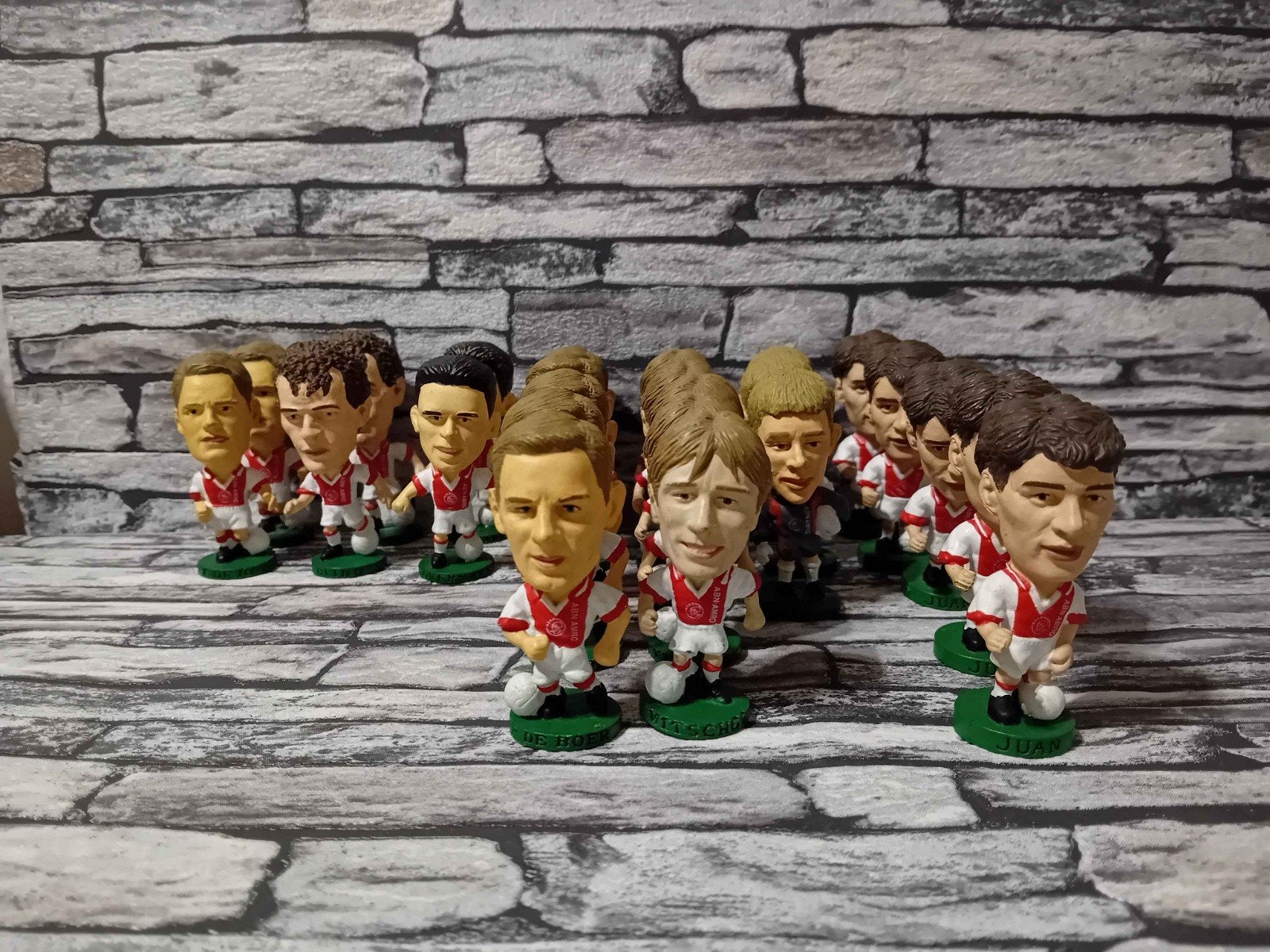 1996/1997 - Voetbalpoppetjes - Ajax, Feyenoord & Oranje, Verzenden
