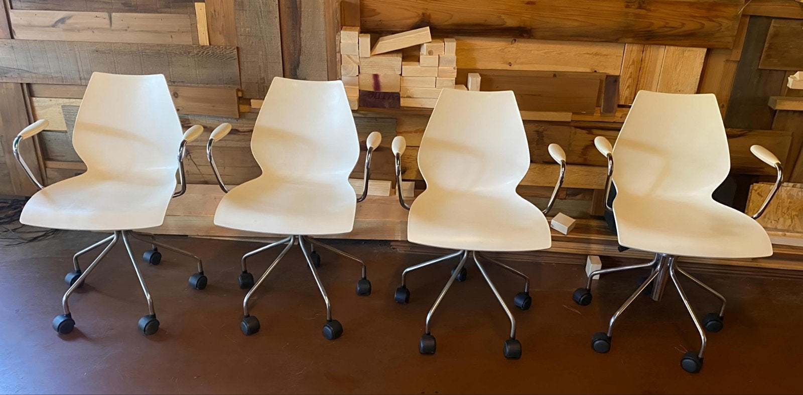 2 Kartell Maui iconische designstoelen Vico Magistretti-wit, Ophalen of Verzenden